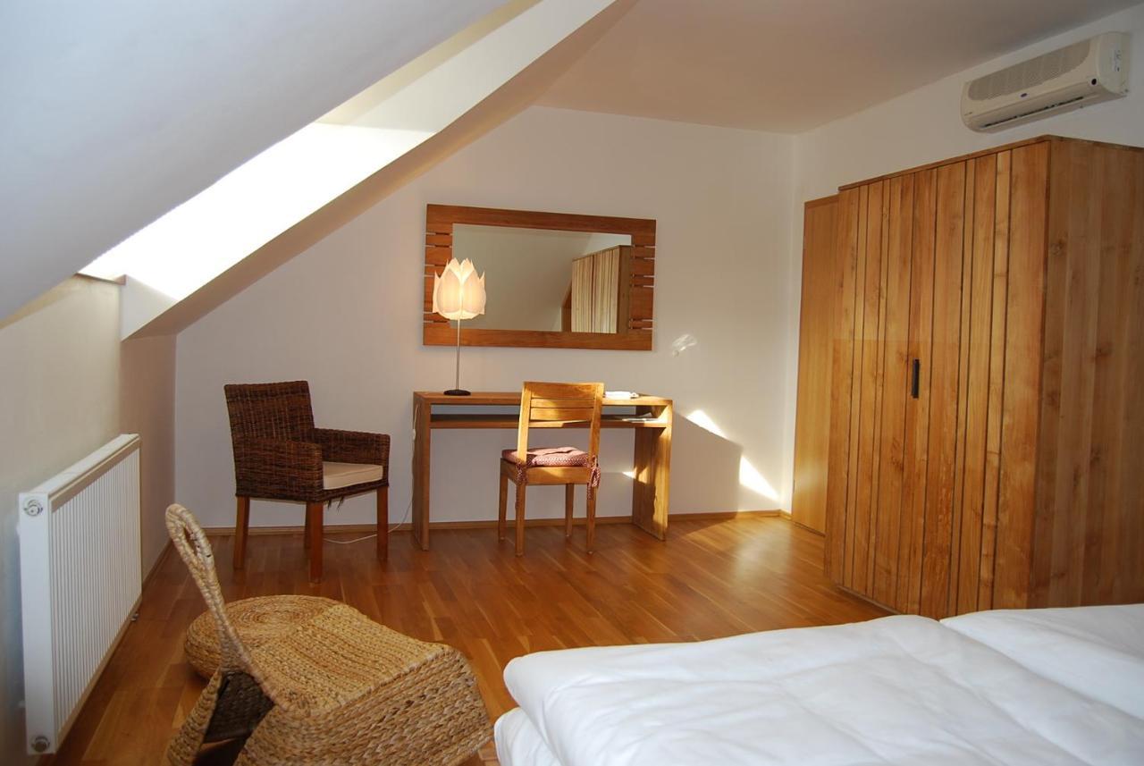 Obora 824 Villa โนวา บิสทริตเซ ภายนอก รูปภาพ