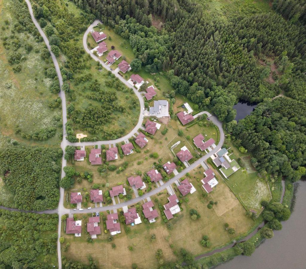 Obora 824 Villa โนวา บิสทริตเซ ภายนอก รูปภาพ